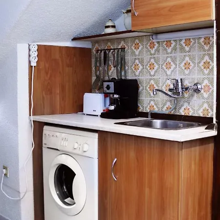 National Theater Top Floor Flat For Travelers Apartamento *